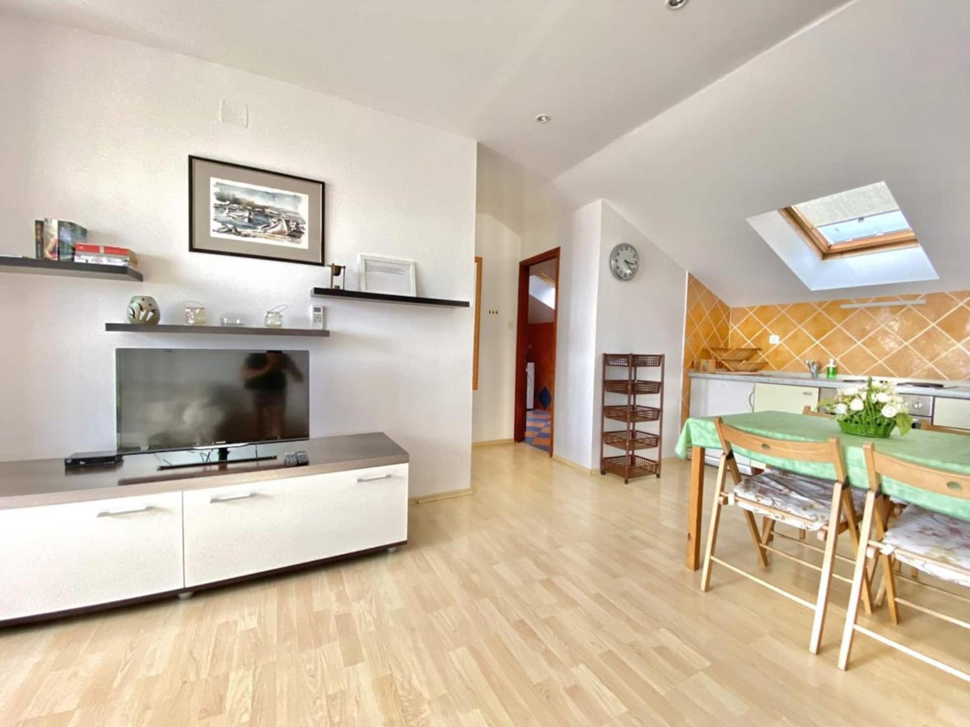 Family Apartments Viva Close To The Beach Krk Town Zewnętrze zdjęcie